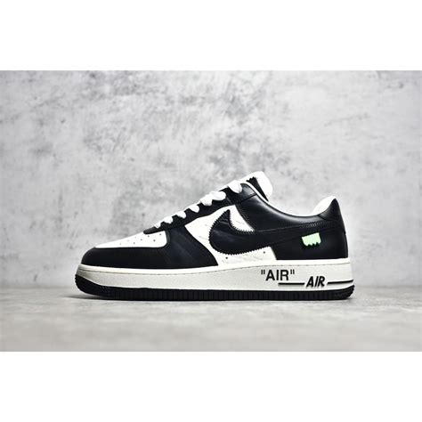 black and white lv af1